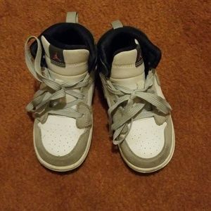 Girls hightop Jordens